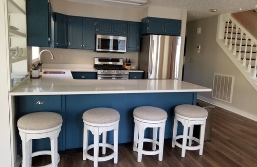 Burkesville House | Welcome to our house at Dragonfly Pond! Just minutes from Dale Hollow Lake.