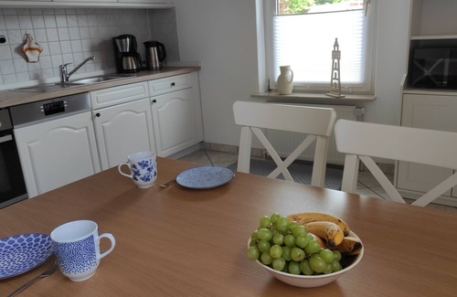 Rysum House | Welcome to the "Anna Lüttje Huske" - your cozy retreat in the historic