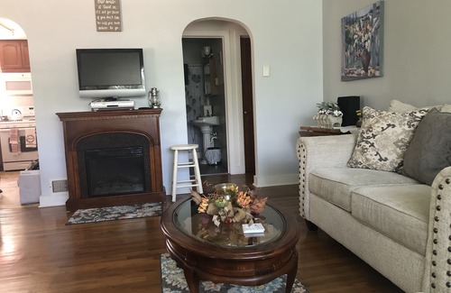 Canon City House | Welcome to The CañonHouse, where your adventure begins!