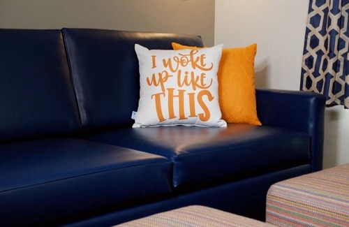 Circleville Resort | Welcome to the Catskill Mountains! 2 Comfortable Rooms! Pools and Arcade Onsite!