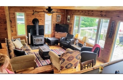 Powassan House | Welcome to the Cottage on beautiful Wassi Lake