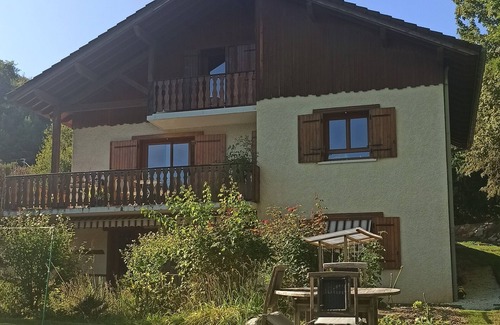 Marthod Cottage | Welcome to the gîte chez l'ami!