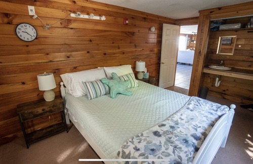 Wells House | Welcome to the Sand Bar! Friday-Friday Weekly Rental