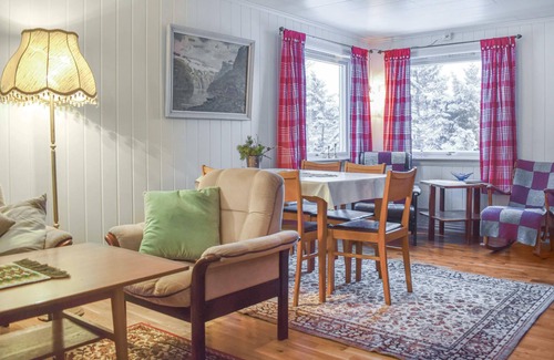 Vestvagøy House | Welcome to this cozy cottage in beautiful Leknes.