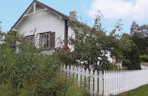 Aure House | Welcome to this simple but functional small cottage situated in very beautiful nature.