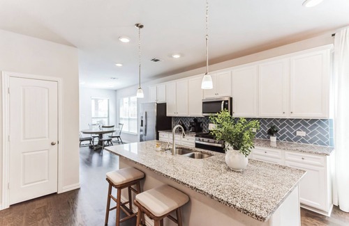 Justin House | Welcome to Your Home-Away-From-Home in Charming Justin, Texas!