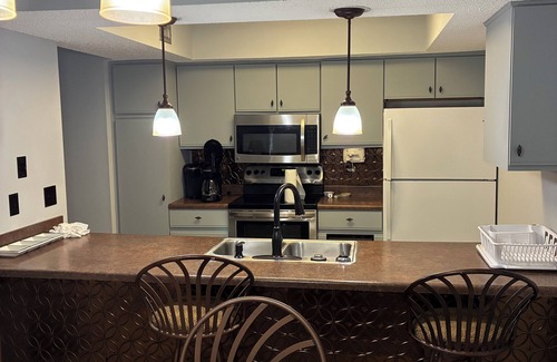 Orange Beach Condo | Welcoming 2-bedroom condo in Orange Beach. With pool and beach access