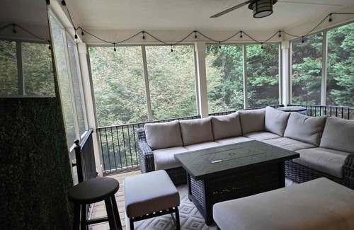 Villa Rica House | Welcoming 4-bedroom house in Villa Rica