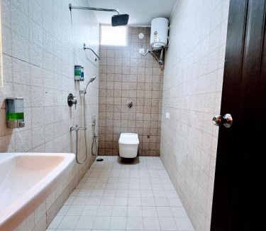 Jayanagar Apartment | Well-equipped Apartments AC, WiFi, Smart TV & More
