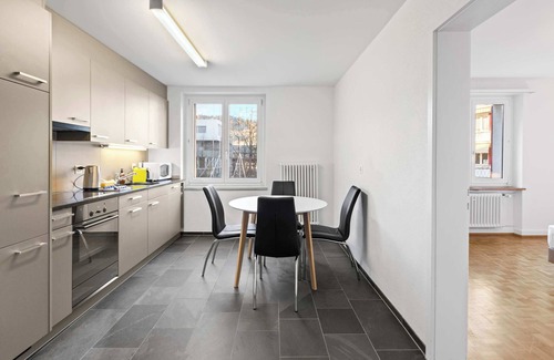 Enge Apartment | Well equipped flat in Zurich