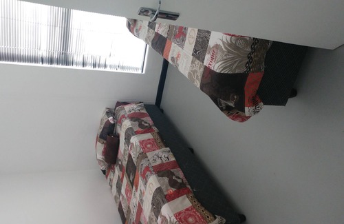 Flamingo Vlei Apartment | WELL LOCATED FULLY FURNISHED SELF CATERING FLATS IN BEAUTIFUL CAPE TOWN ! !
