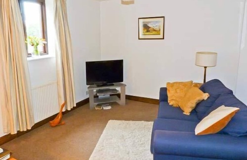Penrith Cottage | WELLGARTH COTTAGE, family friendly, with a garden in Newby