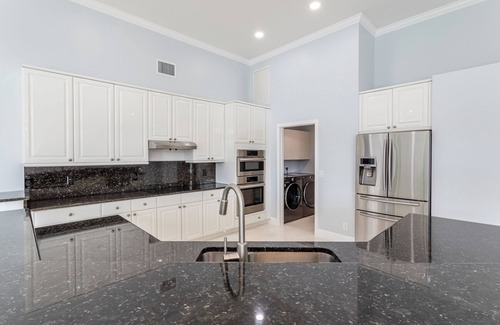 Wellington House | Wellington Luxury 5 min drive to WEF, Golf Community