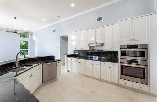 Wellington House | Wellington Luxury 5 min drive to WEF, Golf Community