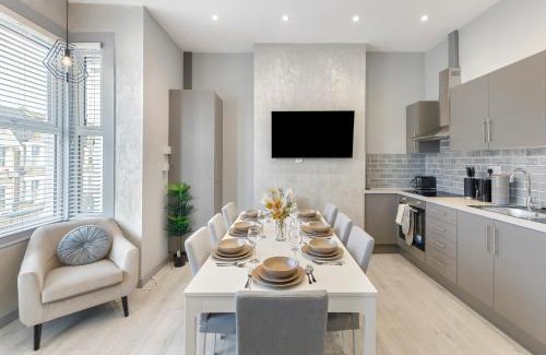 Harlesden Apartment | Wembley Luxury 3 Bedroom