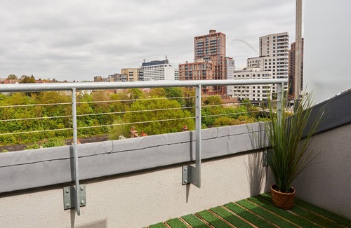 Wembley Park Apartment | Wembley Stadium by Viridian Apartments