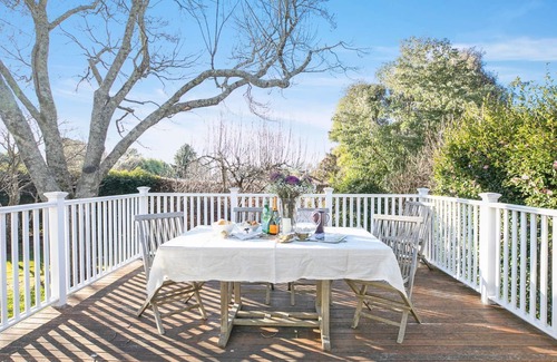 Burrawang Cottage | Werona Cottage – enchanting home