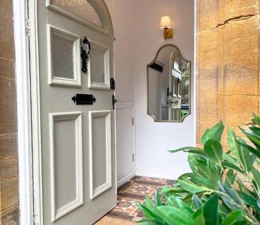 Yeovil Apartment | West Hendford House - Apt 1