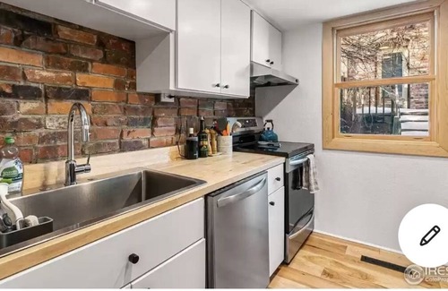 Lower Arapahoe House | West Pearl St Townhome