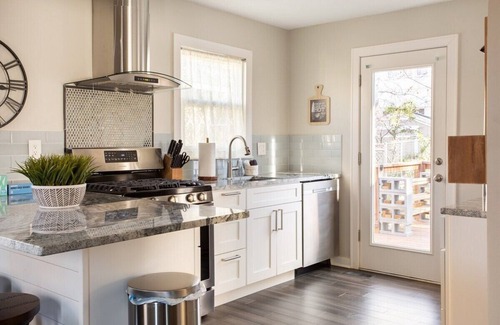 West Plaza House | West Plaza House in the heart of KC