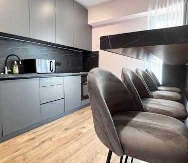 Cluj-Napoca Apartment | West Skyline Residence Private Parking