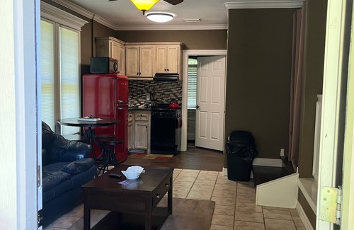 Montgomery House | West Wing at the Manor w/Swimming Pond & Sand Volleyball Access