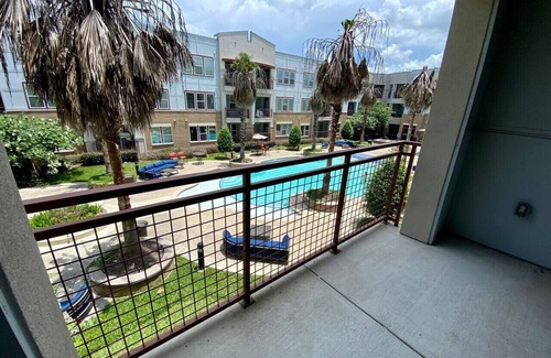 Woodlake - Briar Meadow Apartment | Westchase 2B2B king Fully equipped Long term