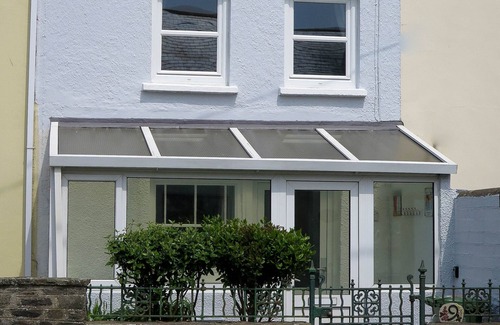 Barnstaple Cottage | Westeria Cottage - 2 Bed-Sleeps 4-TJS9WC