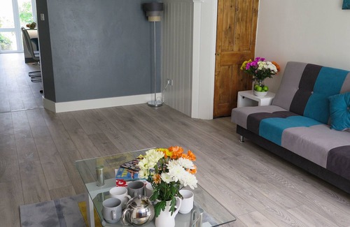 Barnstaple Cottage | Westeria Cottage - 2 Bed-Sleeps 4-TJS9WC