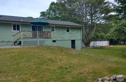 Westerly House | Westerly Beach minutes from private 3 bed house