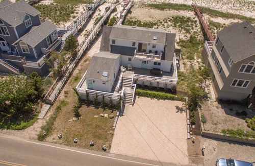 West Hampton Dunes House | Westhampton Beach Oceanfront, 4 Bedrooms, Pool. Super Clean. Relax and Chill.