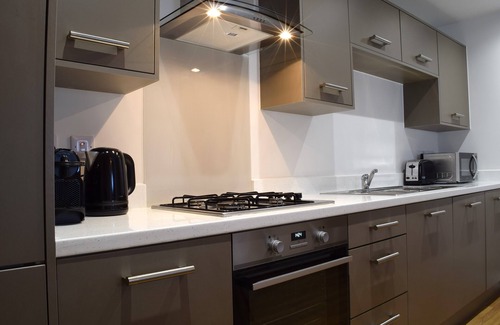 Peterborough Apartment | Westlake Apartment No. 4 in Hampton, Peterborough