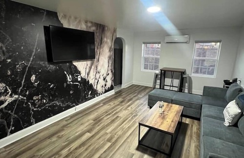 Westover Apartment | Westover 1BR Apt | Pet-Friendly | Near WVU