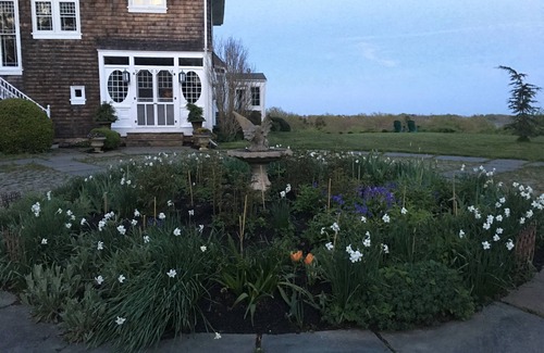The Dumplings House | Wetherledge Estate Jamestown R.I- Amazing Views of Narragansett Bay & Newport