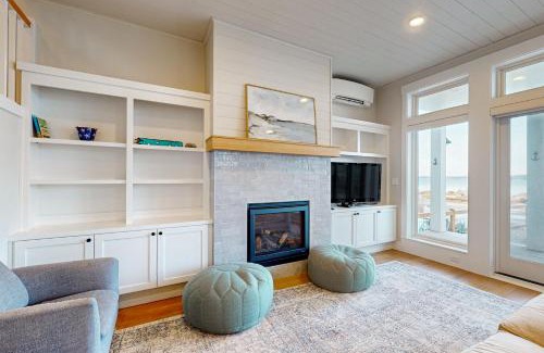 Langley House | Whale Walk Retreat