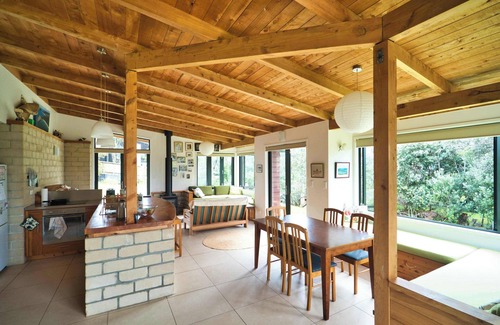 Whangapoua House | Whangapoua Family Bach - 100m to the beach!