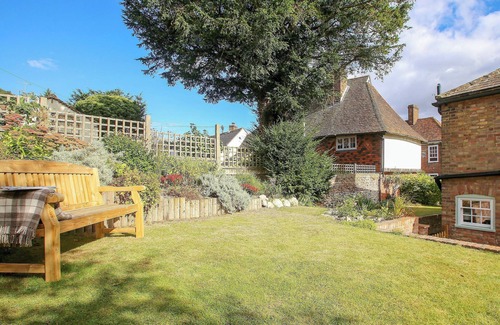 Hollingbourne Cottage | What a find in Hollingbourne.