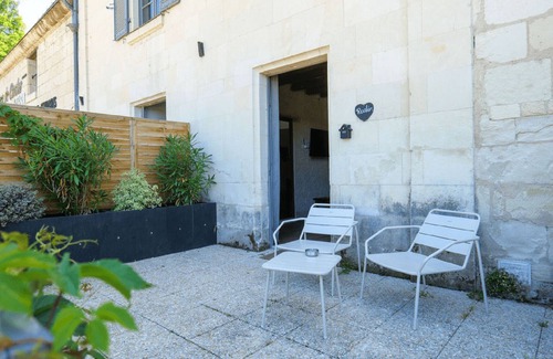 Candes-Saint-Martin House | When heritage, art and well-being meet