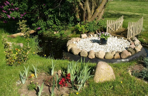 Muritz Apartment | Where cranes sing and wild geese tell stories, 100 square meters in 1000 square meters of garden