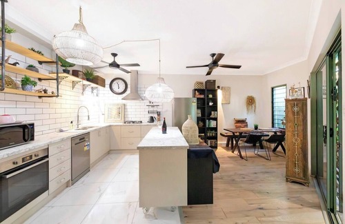 Larrakeyah Apartment | Where Enchanted Garden meets Tropical Paradise