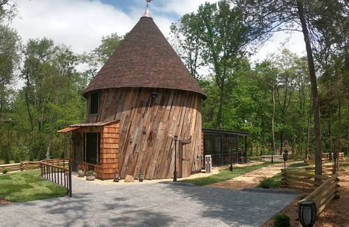 Shenandoah House | Whimsical Hobbit House in the Shenandoah Virginia "Shire"