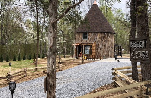 Shenandoah House | Whimsical Hobbit House in the Shenandoah Virginia "Shire"