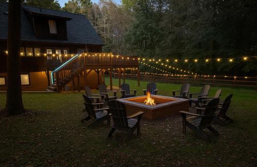 McLeansville House | Whisper Chalet Reunions Groups 20 Plus Guests