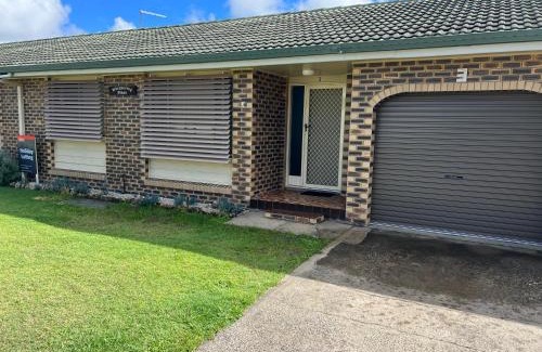 Evans Head Apartment | Whispering Pines Unit 3, 7 Waratah Lane Evans Head