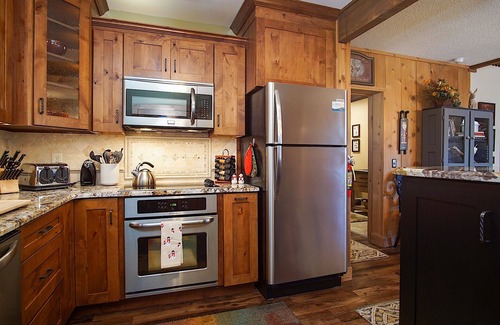 Snowshoe Condo | Whistlepunk 20 Wilderness Hideaway, Slope Side, Spacious 2 Br Condo