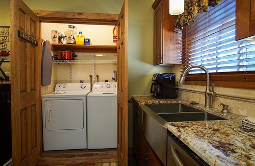 Snowshoe Condo | Whistlepunk 20 Wilderness Hideaway, Slope Side, Spacious 2 Br Condo