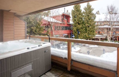Whistler Village Condo | Whistler Village condo w/pvt hot tub