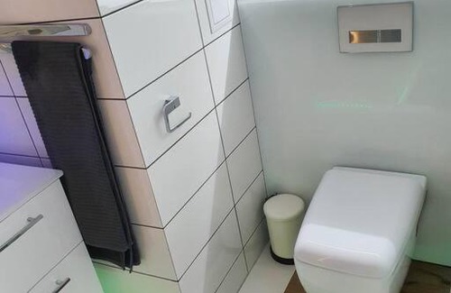 Brzeziny House | White apartment center