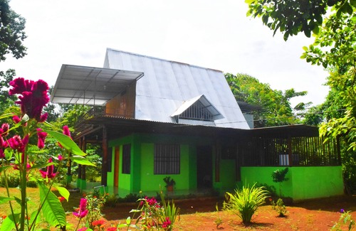 Los Planes Ski Chalet | White Face Monkey House - Nature lovers