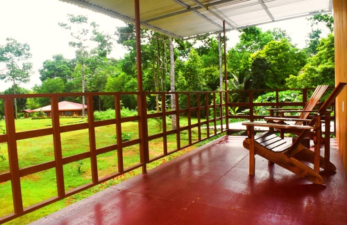 Los Planes Ski Chalet | White Face Monkey House - Nature lovers